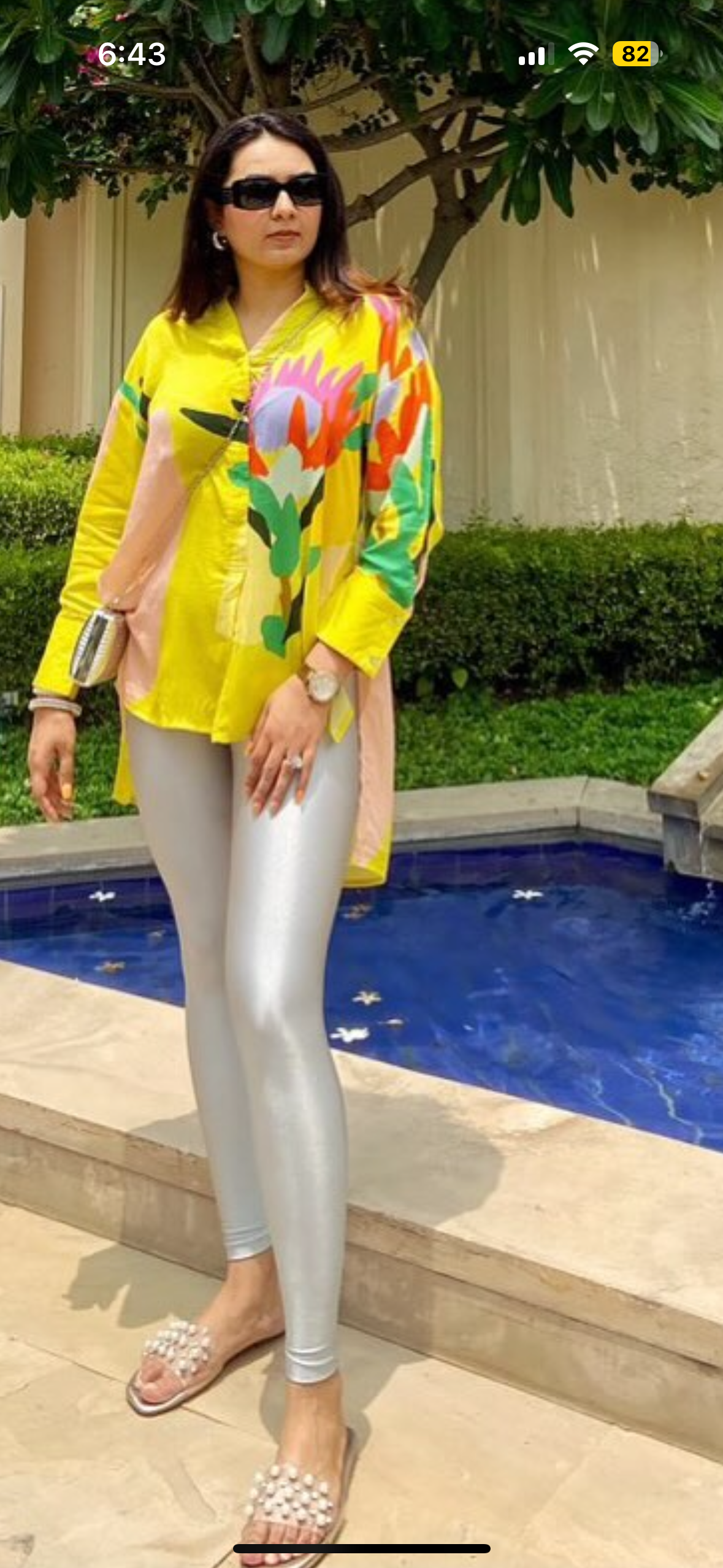 GLOSSY LEGGINGS