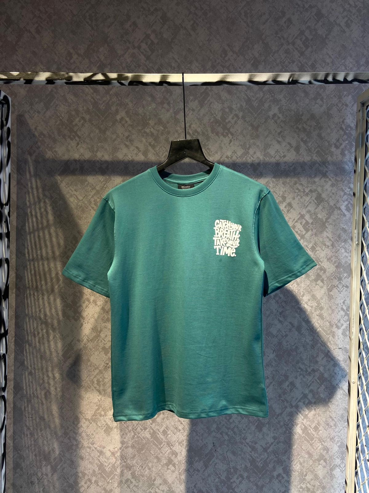 CATCH YOUR BREATH - Oversized Tee