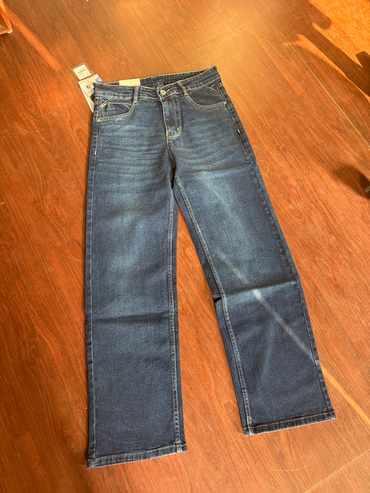 STRAIGHT FLARED DENIMS